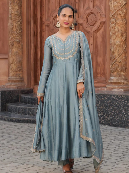 Women's Royal Embroidered Flowy Kurta Set with Dupatta