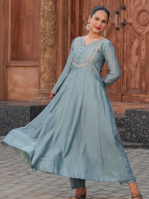 Women's Royal Embroidered Flowy Kurta Set with Dupatta
