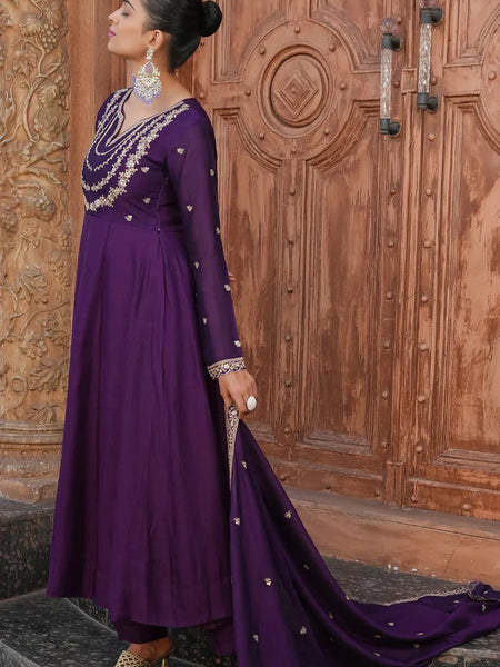 Women's Royal Embroidered Flowy Kurta Set with Dupatta