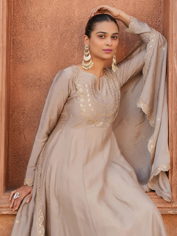Women's Royal Embroidered Flowy Kurta Set with Dupatta
