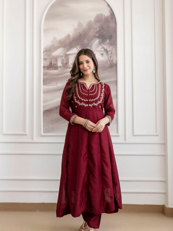Women's Royal Embroidered Flowy Kurta Set with Dupatta