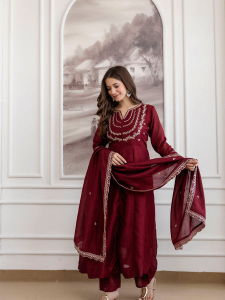 Women's Royal Embroidered Flowy Kurta Set with Dupatta