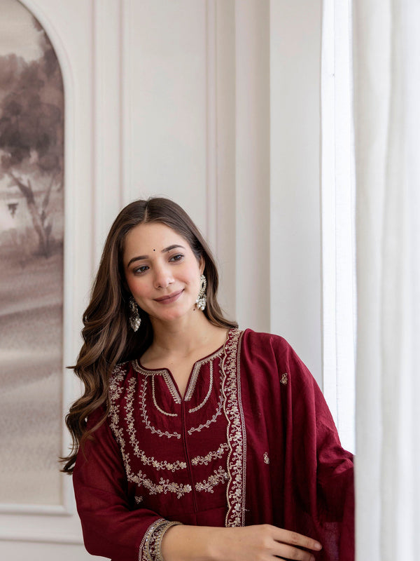 Women's Royal Embroidered Flowy Kurta Set with Dupatta