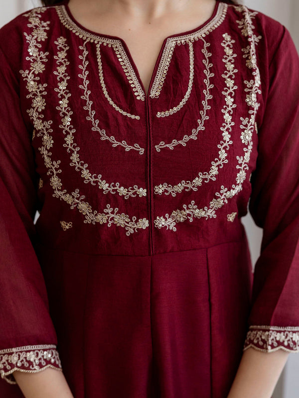 Women's Royal Embroidered Flowy Kurta Set with Dupatta