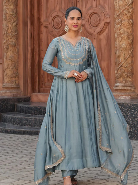Women's Royal Embroidered Flowy Kurta Set with Dupatta