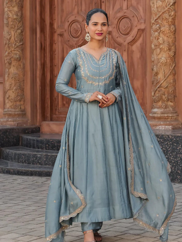 Women's Royal Embroidered Flowy Kurta Set with Dupatta
