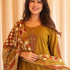 Elegant Cotton Kurta Pant Set with Patterned Dupatta