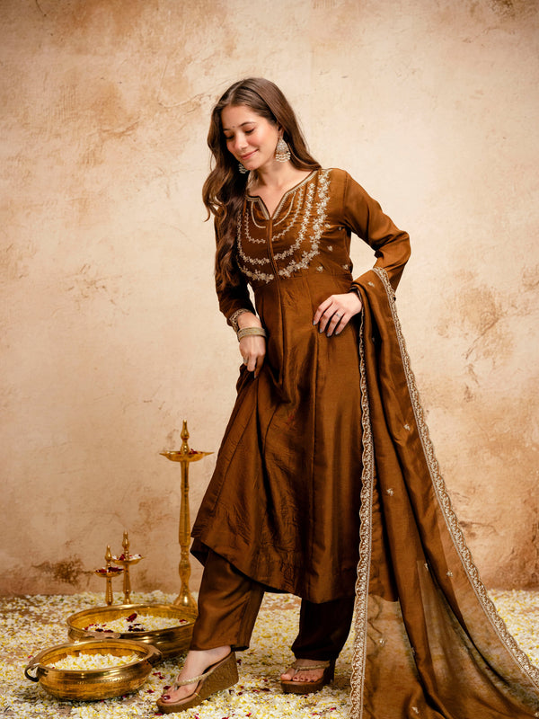 Women's Royal Embroidered Flowy Kurta Set with Dupatta