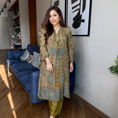Women's Premium Ajrakh Printed Straight Kurta with Solid Pants