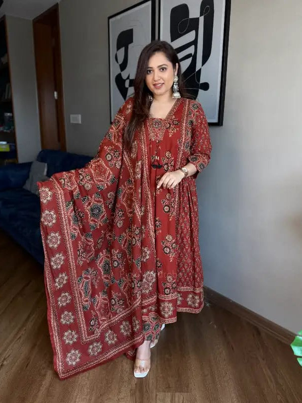 Midnight Elegance Floral Printed Cotton Kurta Set with Dupatta for Women