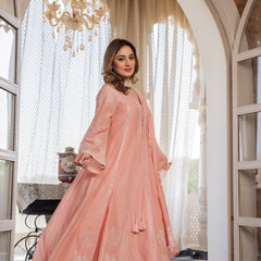 Women’s Pink Embroidered Kurta Set with Floral Dupatta
