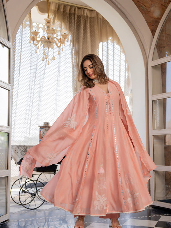 Women’s Pink Embroidered Kurta Set with Floral Dupatta