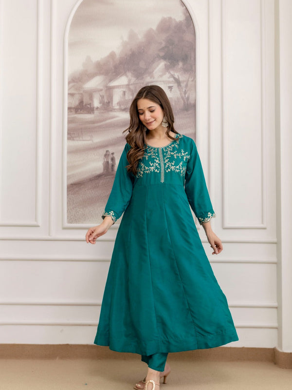 Mushroom Embroidered A-Line Kurta Set with Scalloped Dupatta