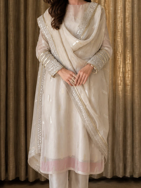 Women's Off-White Embroidered Straight Kurta Set with Dupatta