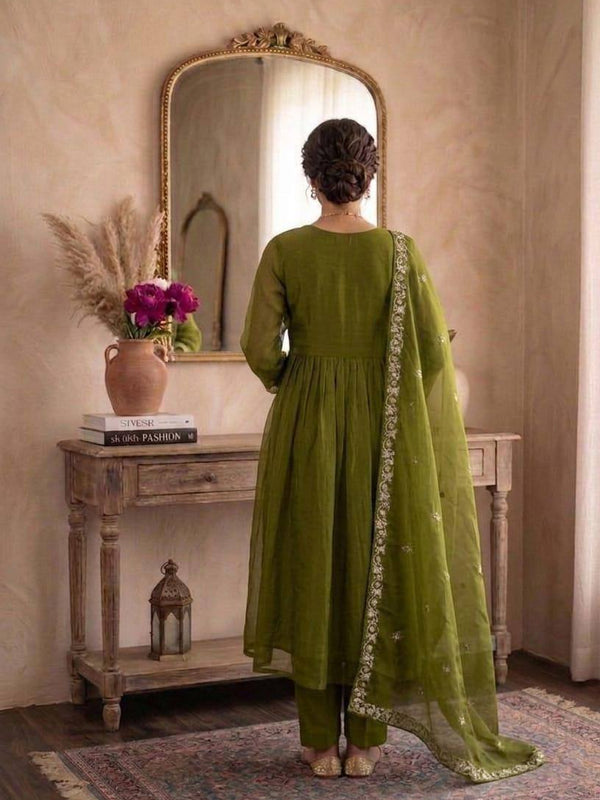 Women's Embroidered Anarkali Suit Set with Dupatta