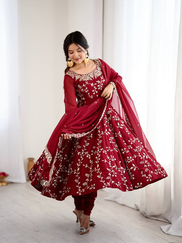 Women’s Ethnic Anarkali Gown