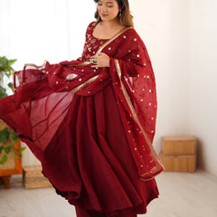 Women Ethnic Anarkali Gown