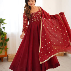 Women Ethnic Anarkali Gown